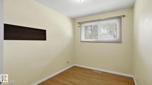 Empty room - 13008 105 Street Nw, Edmonton, AB 
