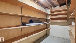 Storage room - 