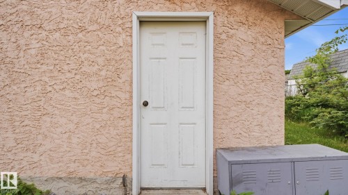 Exterior entry - 13008 105 Street Nw, Edmonton, AB 