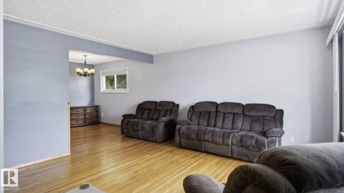 Living room - 13008 105 Street Nw, Edmonton, AB 