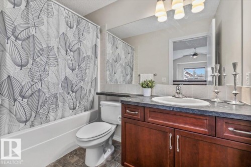 3056 Spence Wynd, Edmonton, AB 