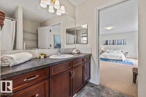 3056 Spence Wynd, Edmonton, AB 