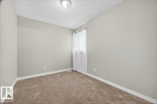 16904 91 Street, Edmonton, AB 