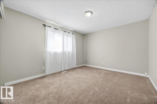 16904 91 Street, Edmonton, AB 