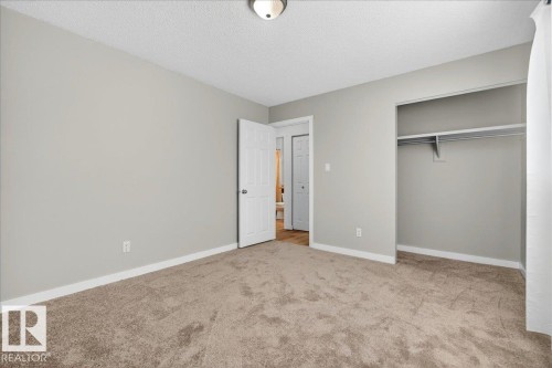 16904 91 Street, Edmonton, AB 