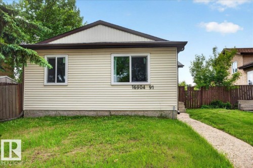 16904 91 Street, Edmonton, AB 