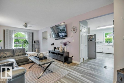 4405 51St, Wetaskiwin, AB 