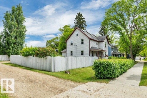 4405 51St, Wetaskiwin, AB 