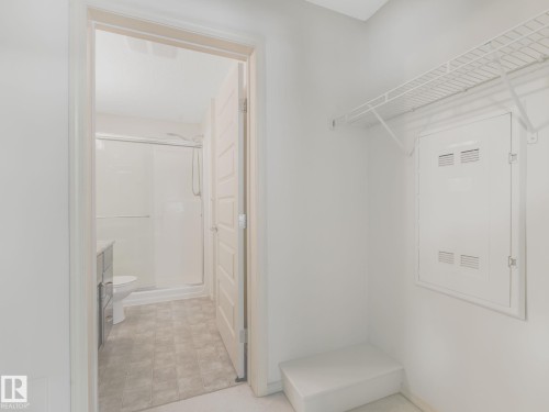 Walk in closet - 117 6070 Schonsee Way, Edmonton, AB 