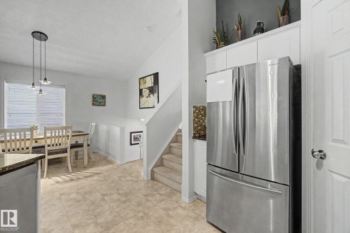 1622 Tompkins Wynd, Edmonton, AB 