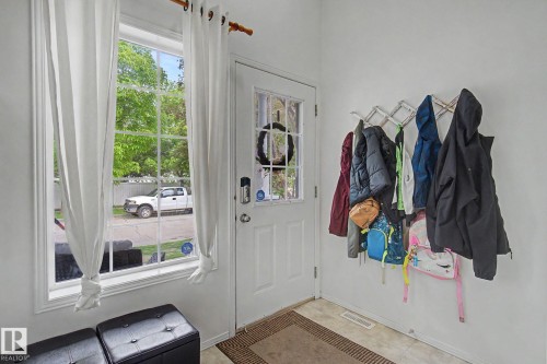 1622 Tompkins Wynd, Edmonton, AB 