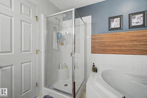 1622 Tompkins Wynd, Edmonton, AB 