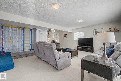 1622 Tompkins Wynd, Edmonton, AB 