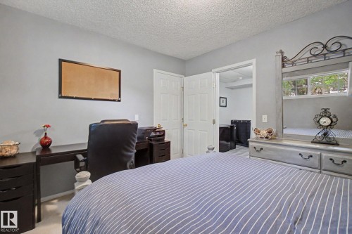 1622 Tompkins Wynd, Edmonton, AB 