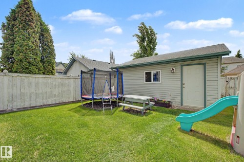 1622 Tompkins Wynd, Edmonton, AB 