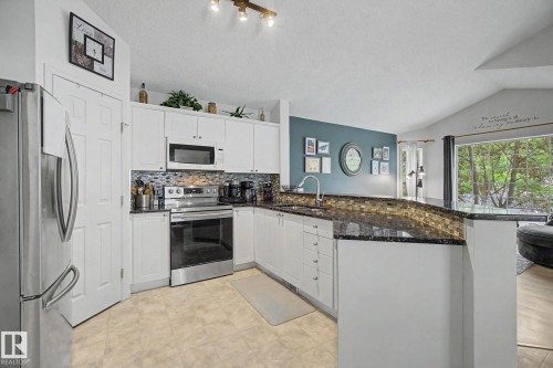 1622 Tompkins Wynd, Edmonton, AB 