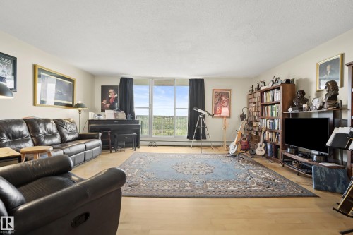 906 12141 Jasper Avenue, Edmonton, AB 