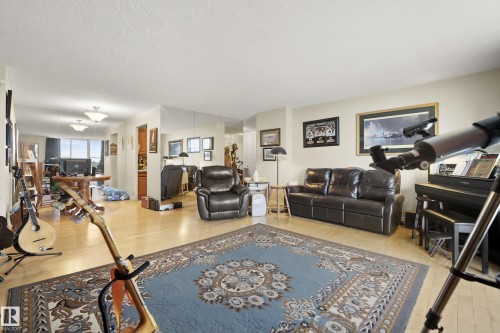 906 12141 Jasper Avenue, Edmonton, AB 