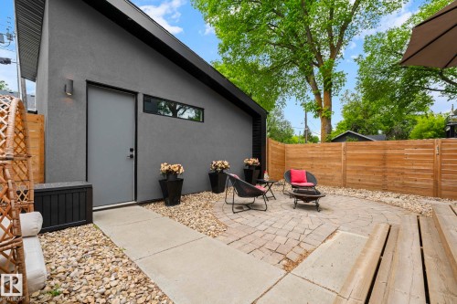 14379 92A Avenue, Edmonton, AB 