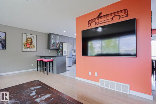 12517 79 Street, Edmonton, AB 