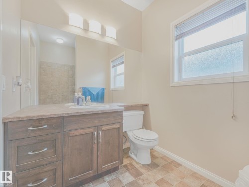 16 Wade Avenue, Leduc, AB 
