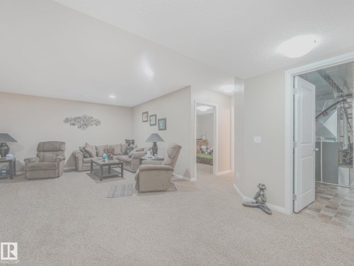 16 Wade Avenue, Leduc, AB 
