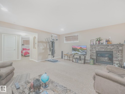 16 Wade Avenue, Leduc, AB 