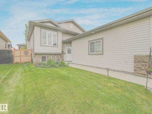 16 Wade Avenue, Leduc, AB 