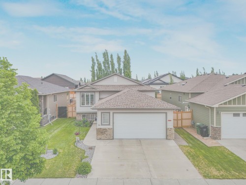 16 Wade Avenue, Leduc, AB 