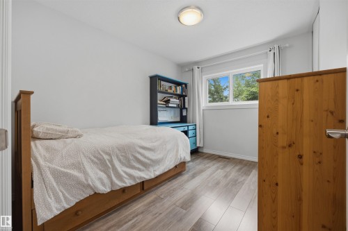 11707 150 Ave Nw, Edmonton, AB 