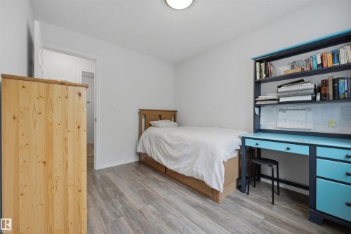 11707 150 Ave Nw, Edmonton, AB 