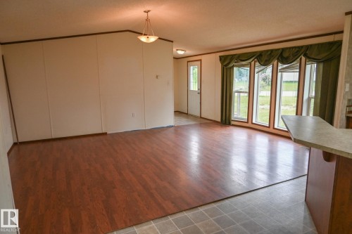 4703 52 Street, Peers, AB 