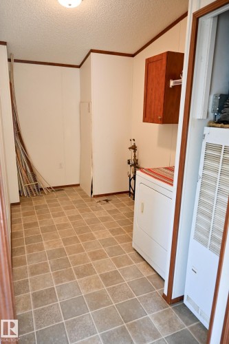 4703 52 Street, Peers, AB 