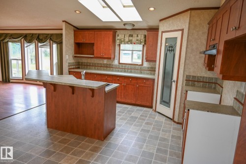 4703 52 Street, Peers, AB 
