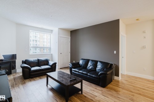 9919 105 Street, Edmonton, AB 