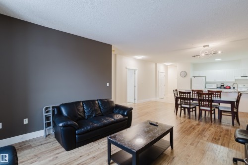 9919 105 Street, Edmonton, AB 