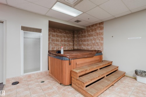9919 105 Street, Edmonton, AB 