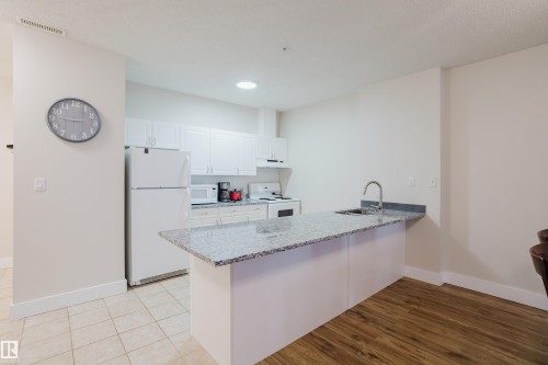9919 105 Street, Edmonton, AB 