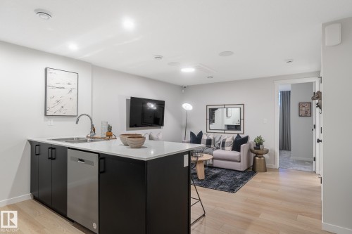 22388 88 Avenue, Edmonton, AB 