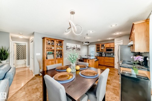 71 Ridgehaven Crescent, Sherwood Park, AB - Indoor Photo Showing Dining Room