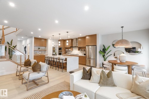 9307 229 Street, Edmonton, AB 
