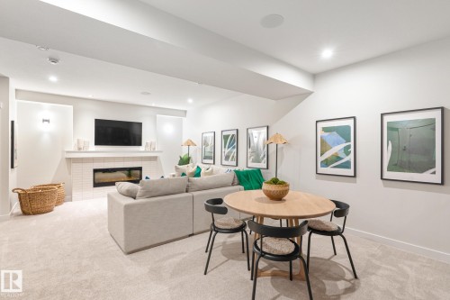 9307 229 Street, Edmonton, AB 