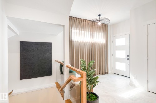 9307 229 Street, Edmonton, AB 
