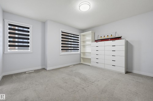918 Daniels Loop, Edmonton, AB 