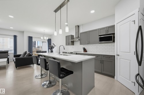 918 Daniels Loop, Edmonton, AB 