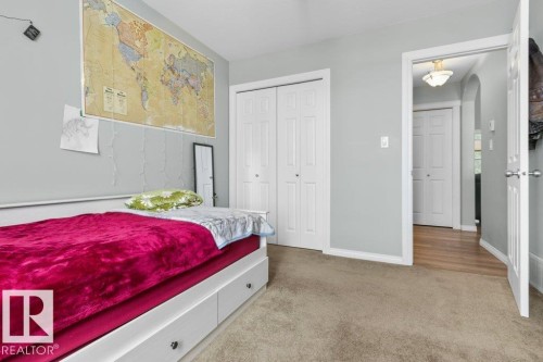 3901 44 Avenue, Drayton Valley, AB 