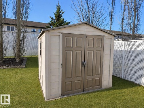 3901 44 Avenue, Drayton Valley, AB 