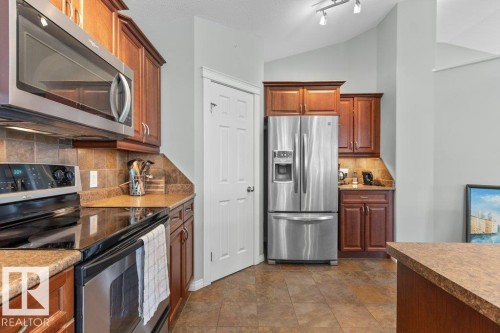 3901 44 Avenue, Drayton Valley, AB 