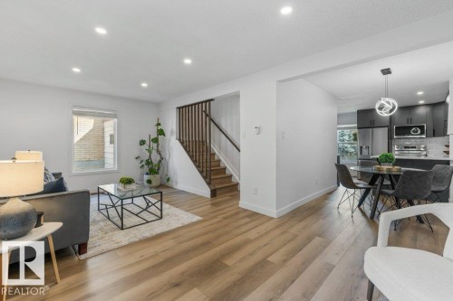 65 Greenfield Estates, St. Albert, AB - Indoor Photo Showing Living Room