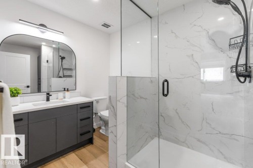 65 Greenfield Estates, St. Albert, AB - Indoor Photo Showing Bathroom